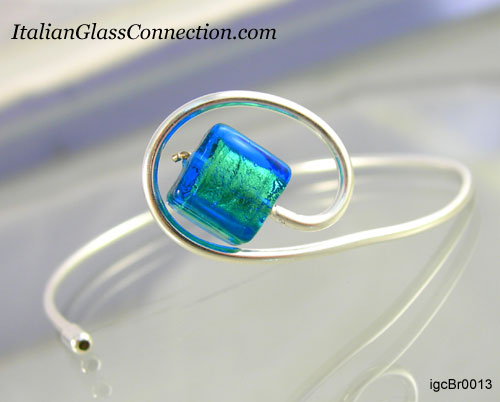 Silver Wire Wrap Murano Bead Bracelet - One-Size-Fits-All - Click Image to Close